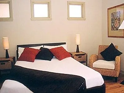 Hotel Dolphin Sands Bed Breakfast Byron Bay