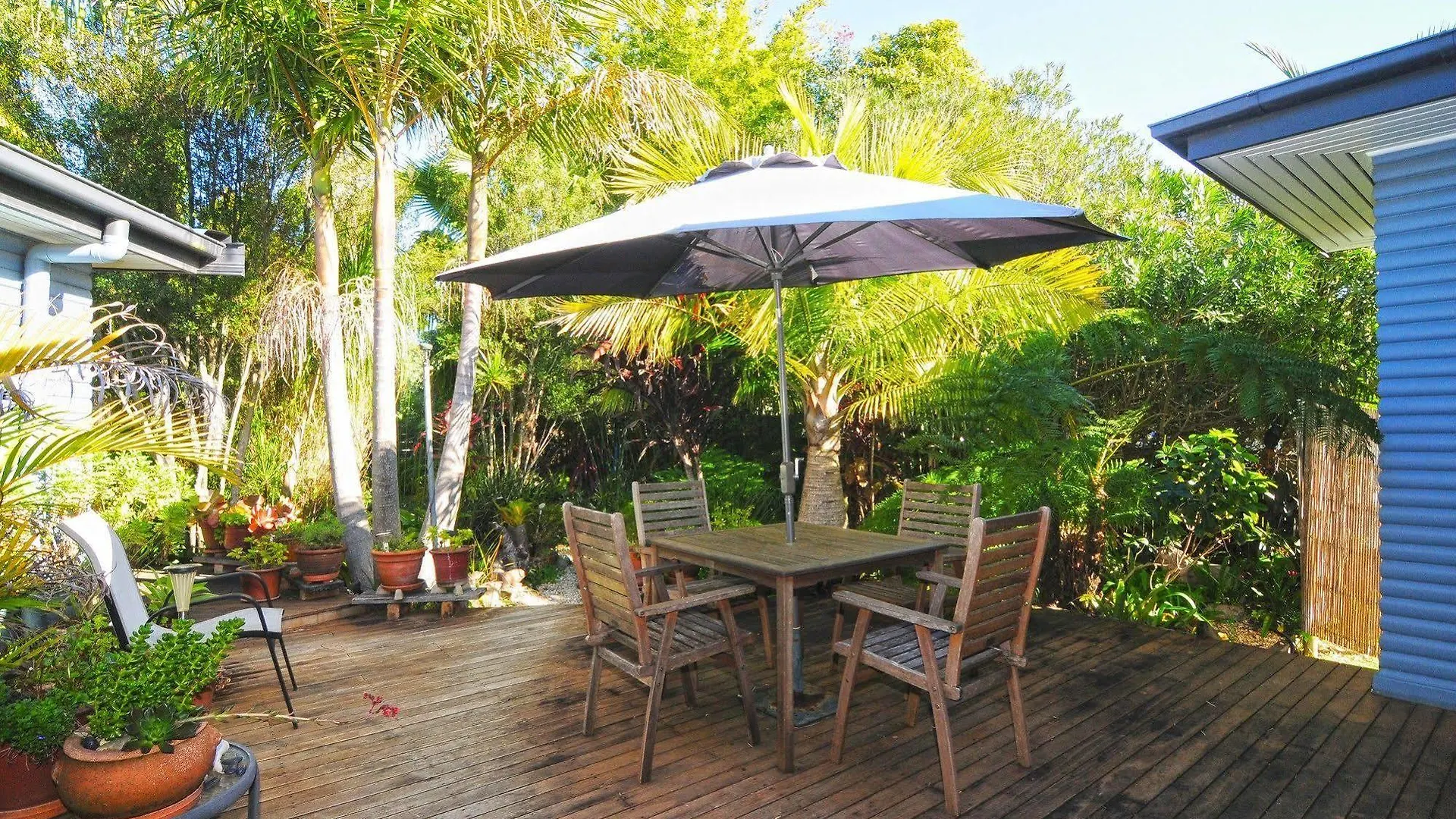 Dolphin Sands Bed Breakfast location